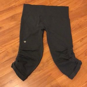 Lululemon cropped leggings